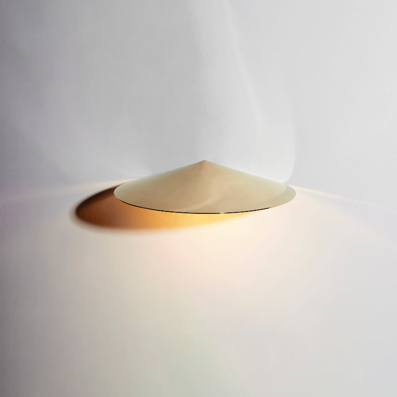 Jovola Sconce