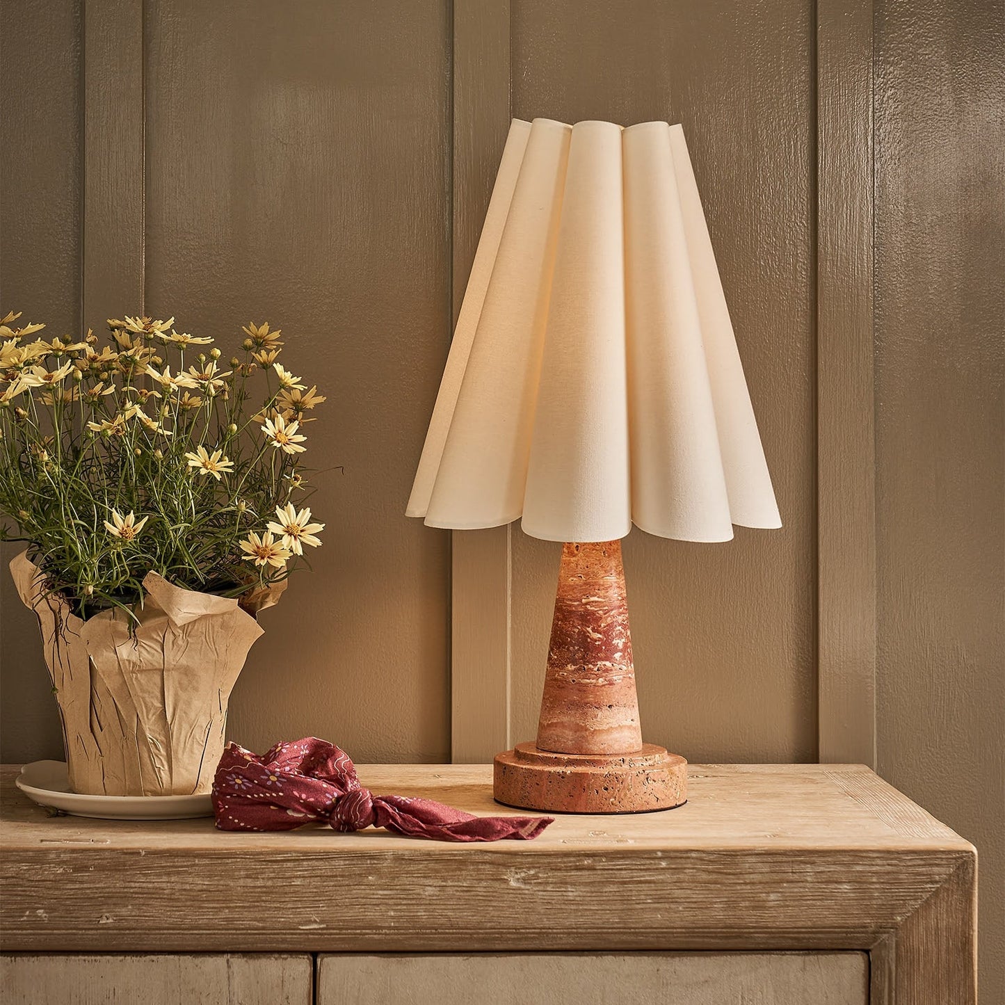 Vesika Marble Pleated Table Lamp