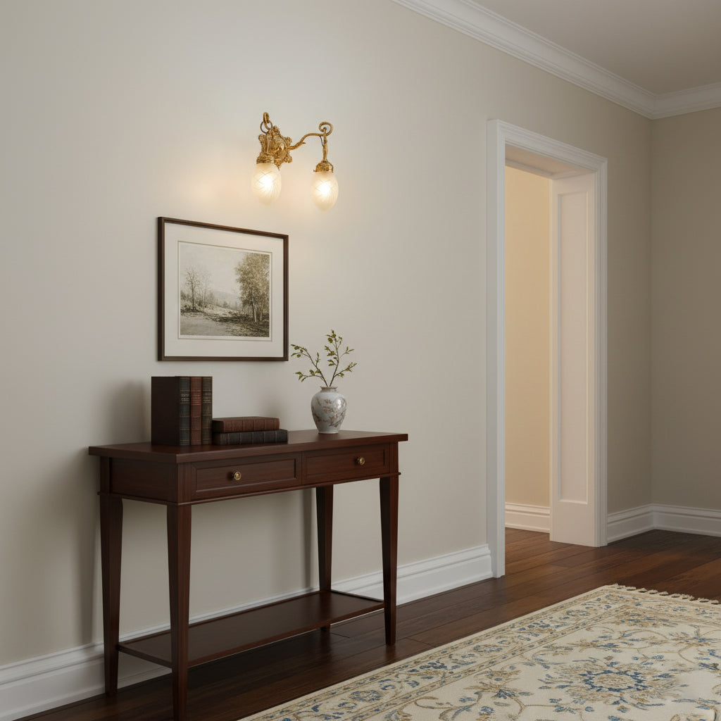 Solange Classic Wall Lamp