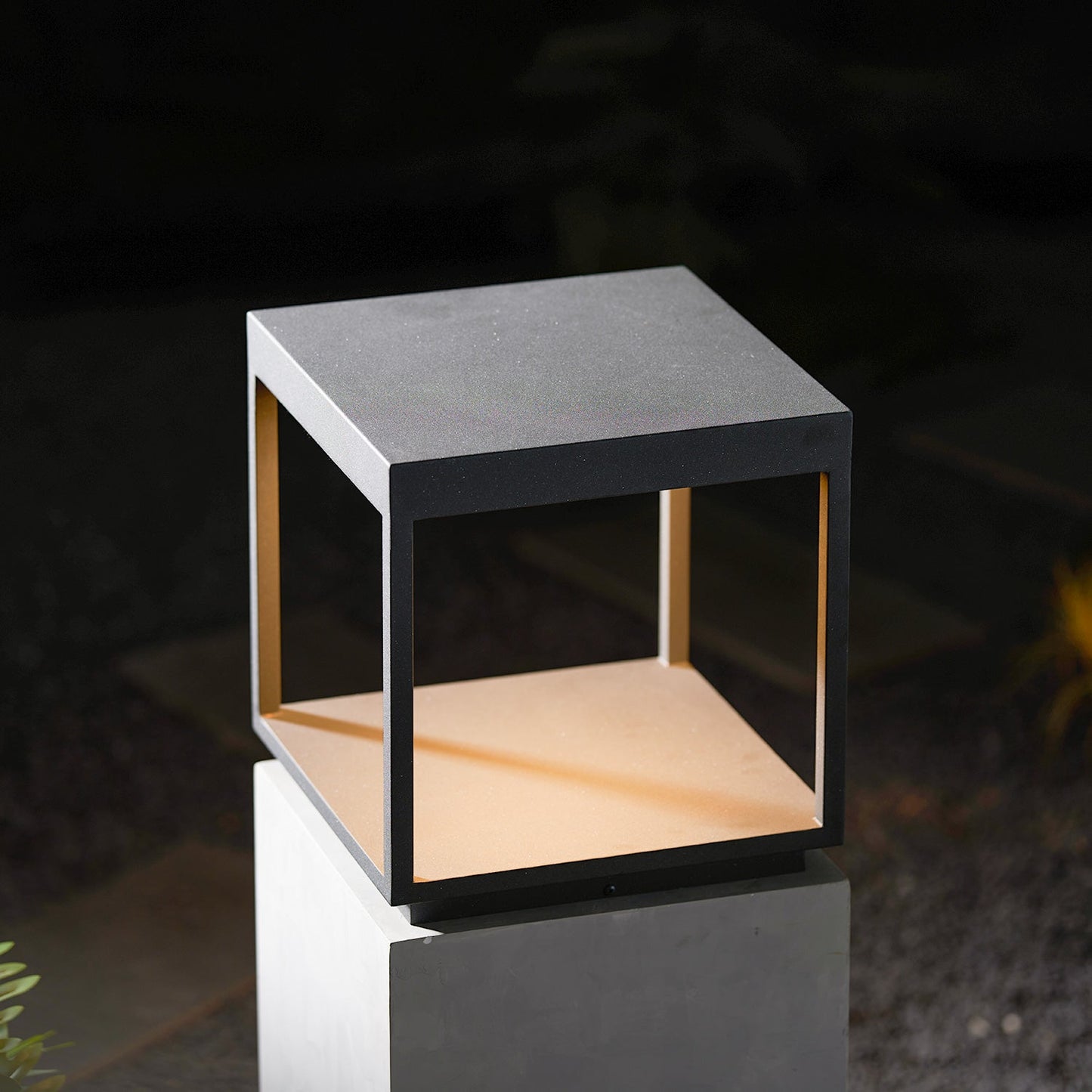 Square Frame Fence Post Outdoor Light