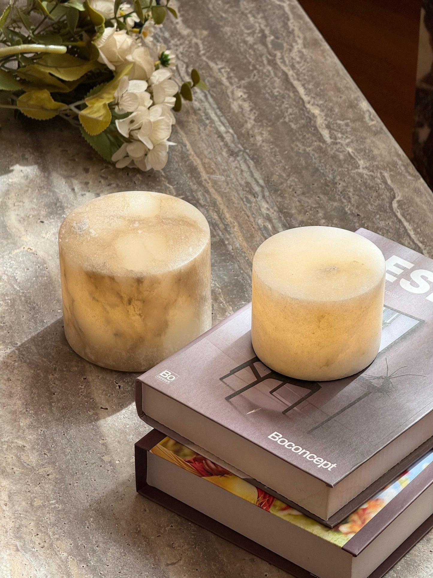 Sterno Alabaster Table Lamp (Built-in Battery)