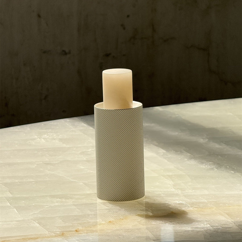 Gilis Alabaster Table Lamp (Built-in Battery)