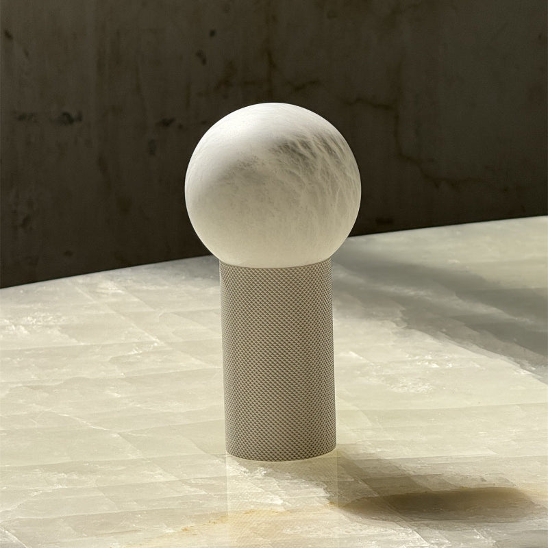 Gilis Alabaster Table Lamp (Built-in Battery)