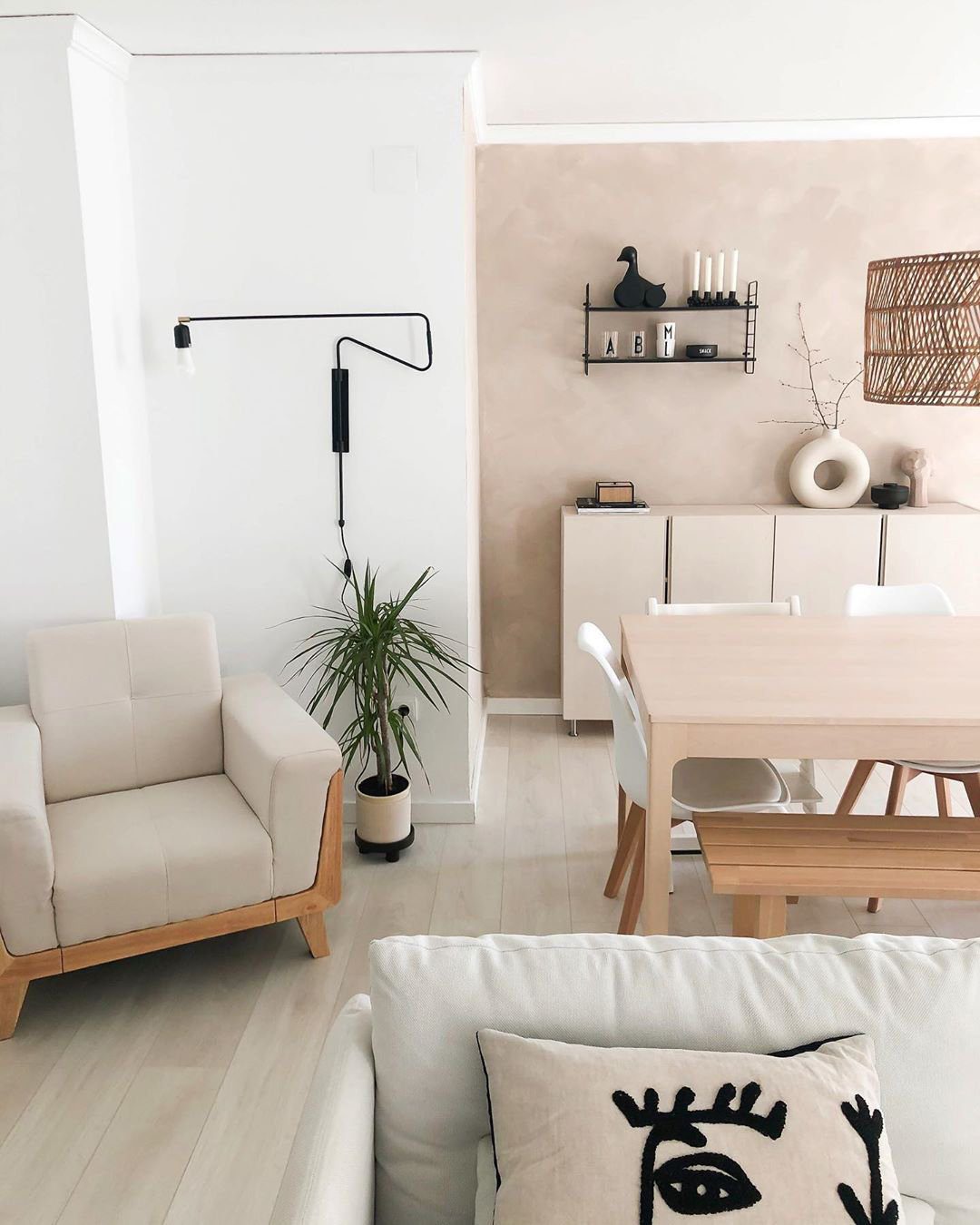 Swing Plug-in Wall Lamp
