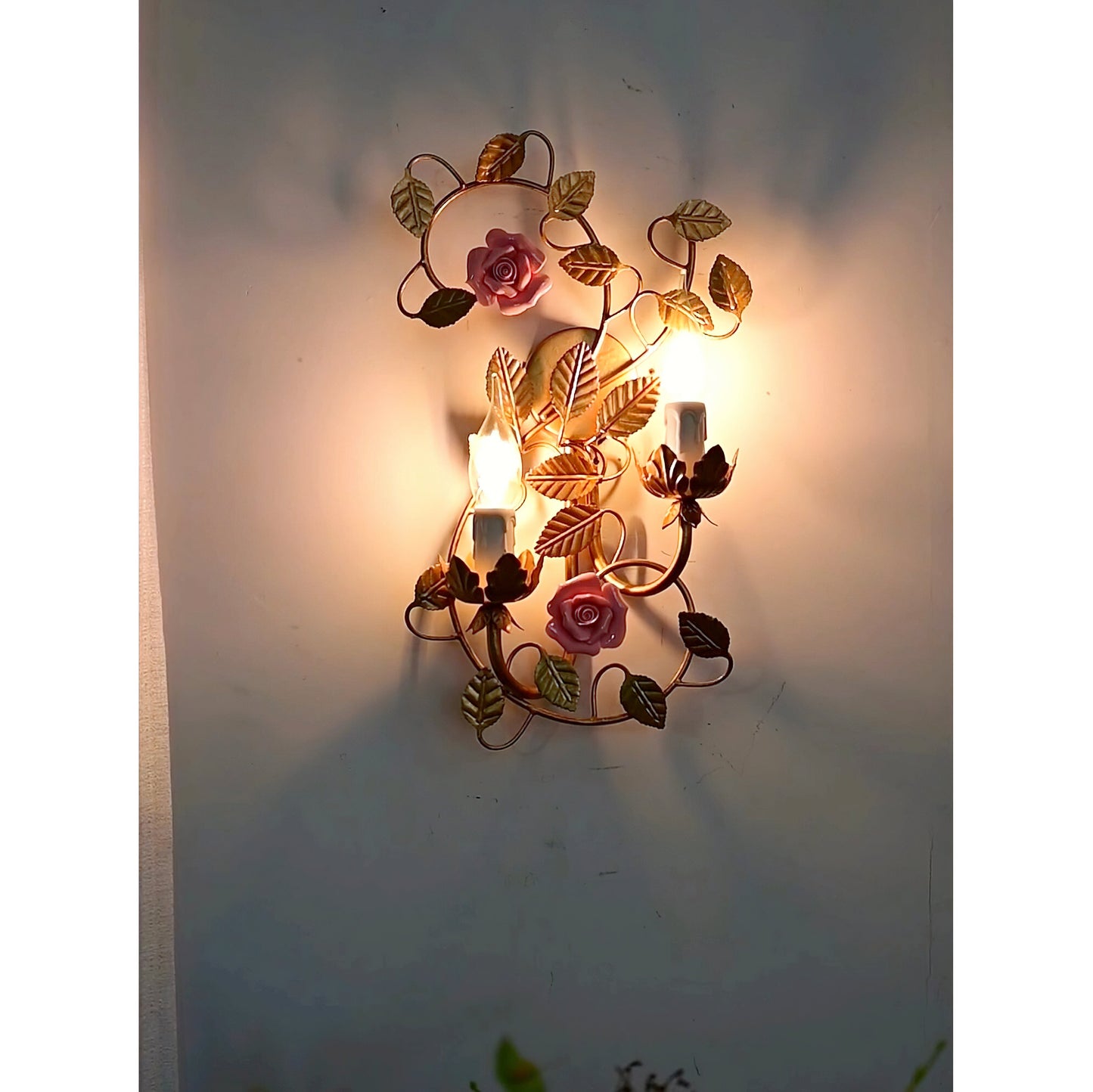 Symphony Rose Basket Sconce
