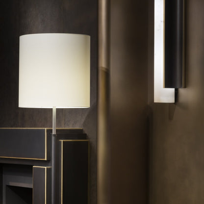 Timide Alabaster Wall Lamp