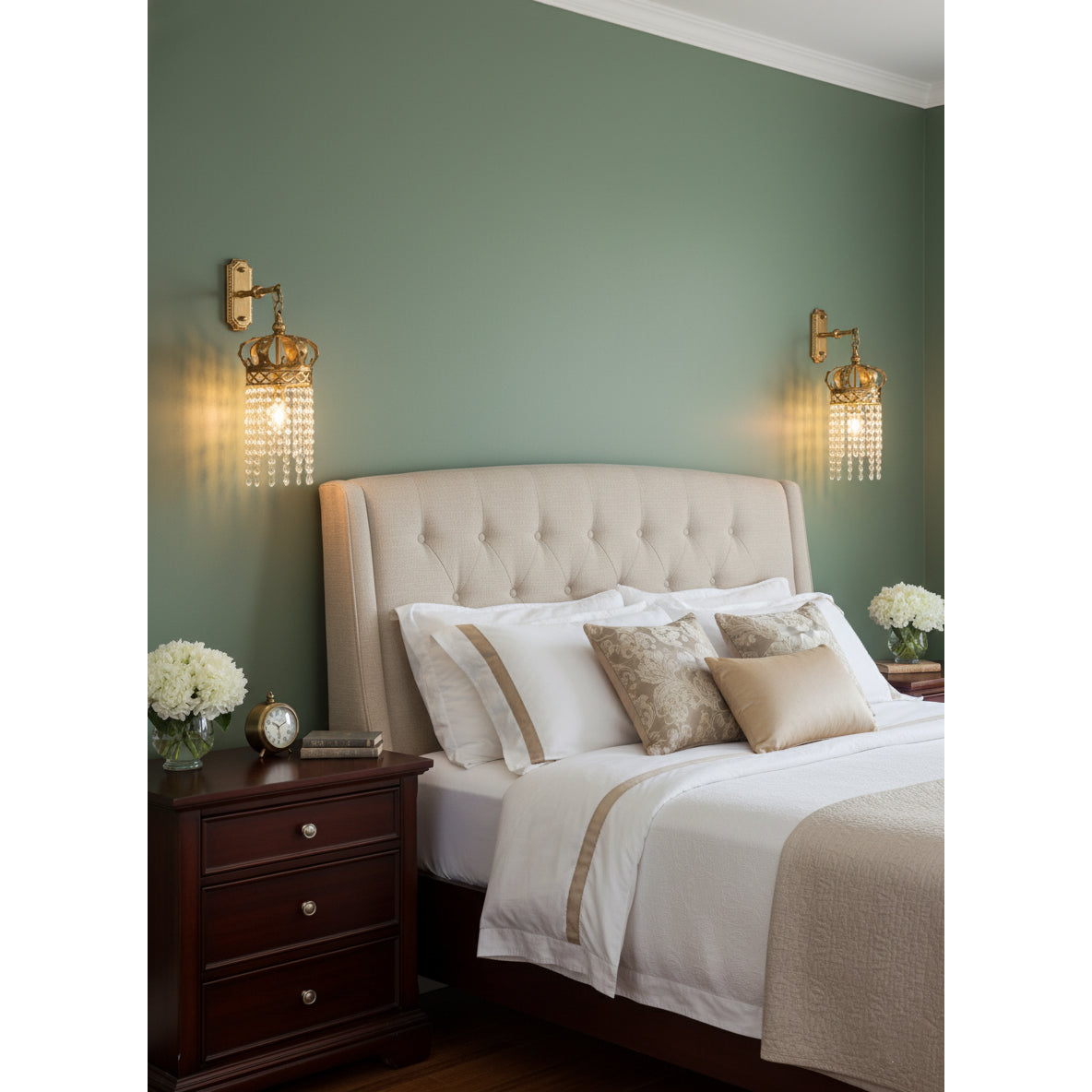 Timon Brass Crown Wall Lamp