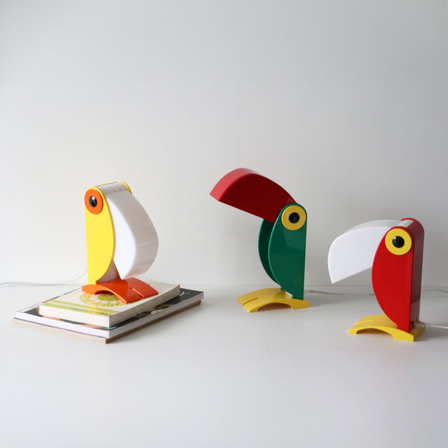 Toucan Table Lamp (Built-in Battery)