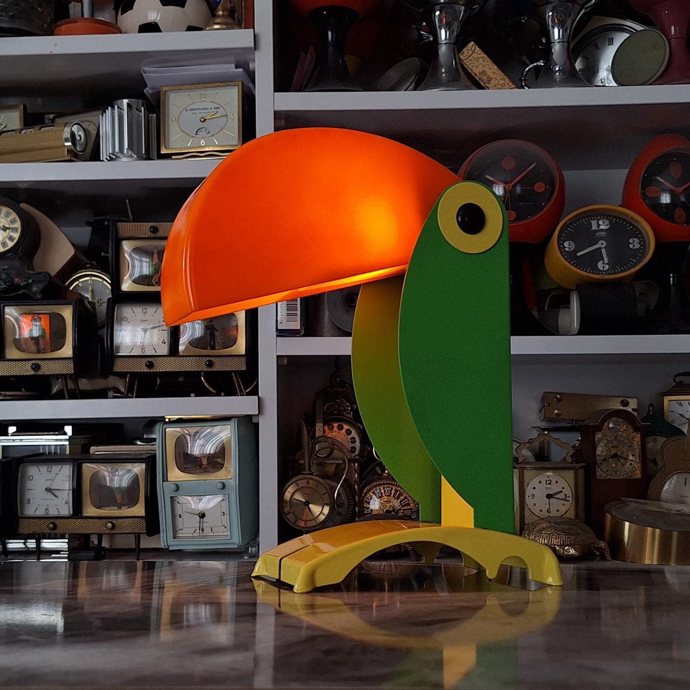 Toucan Table Lamp (Built-in Battery)
