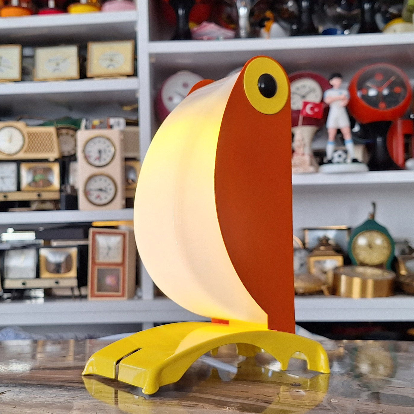 Toucan Table Lamp (Built-in Battery)