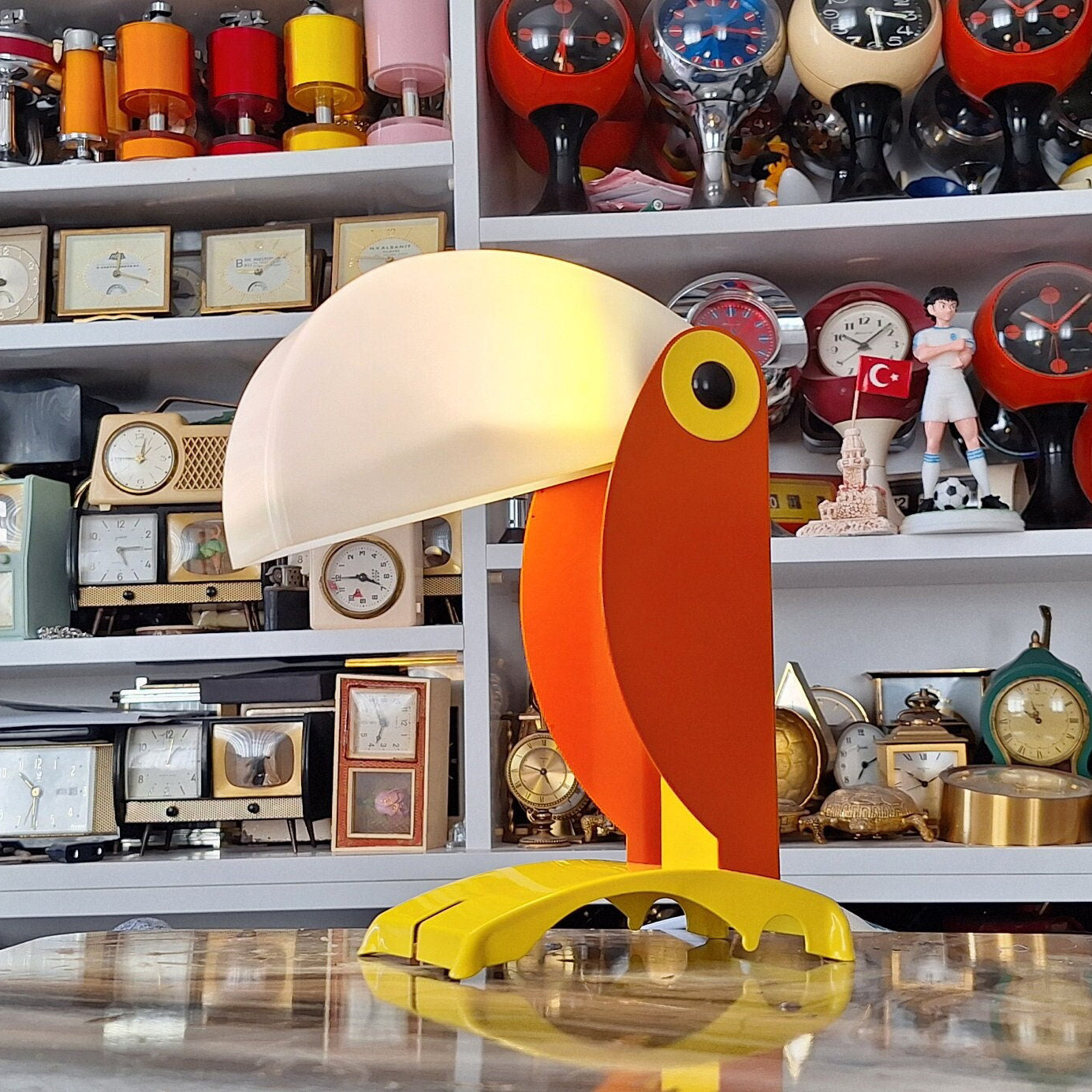 Toucan Table Lamp (Built-in Battery)