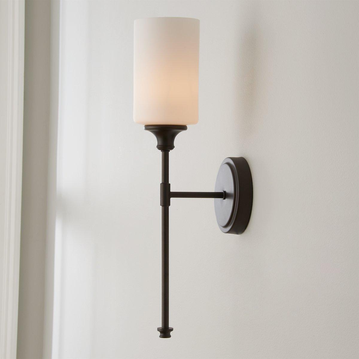 Lumara Wall Lamp