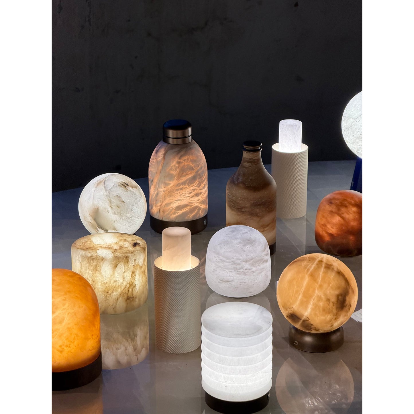 Ignis Table Lamp (Built-in Battery)