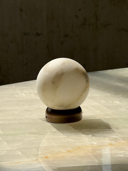 Ignis Table Lamp (Built-in Battery)