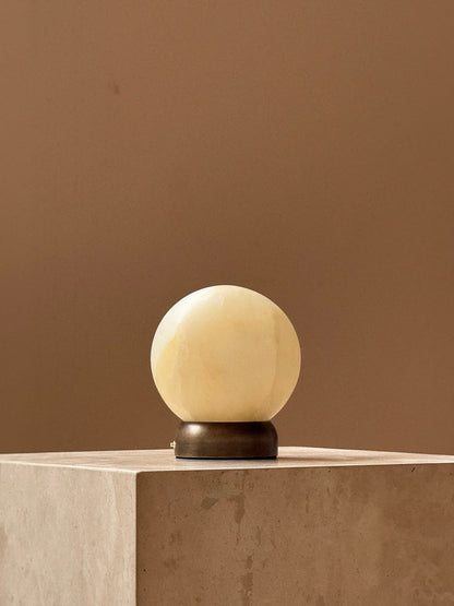 Ignis Table Lamp (Built-in Battery)