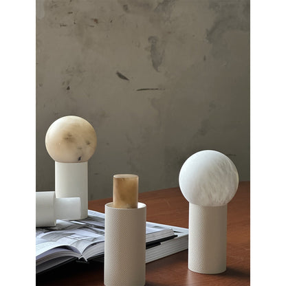 Gilis Alabaster Table Lamp (Built-in Battery)