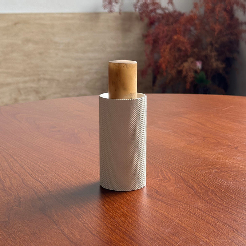 Gilis Alabaster Table Lamp (Built-in Battery)