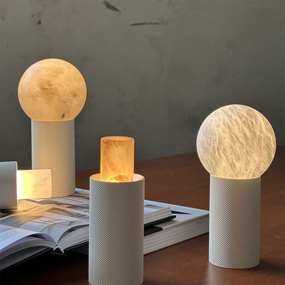 Gilis Alabaster Table Lamp (Built-in Battery)