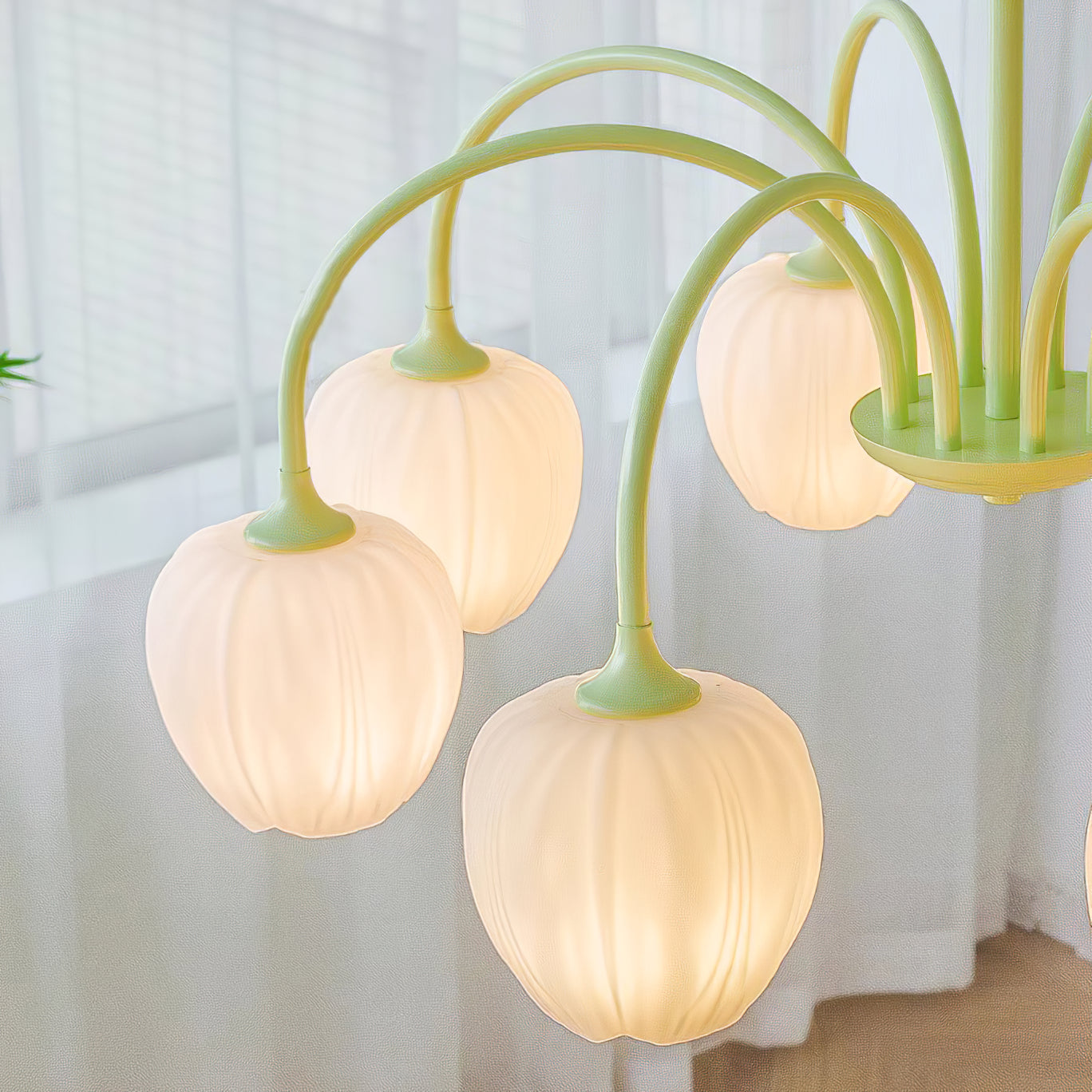 Tulip Matcha Chandelier