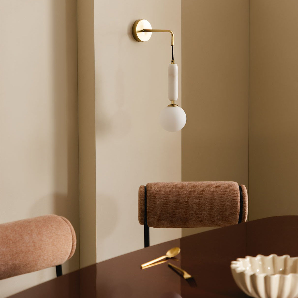 Valenes Wall Lamp