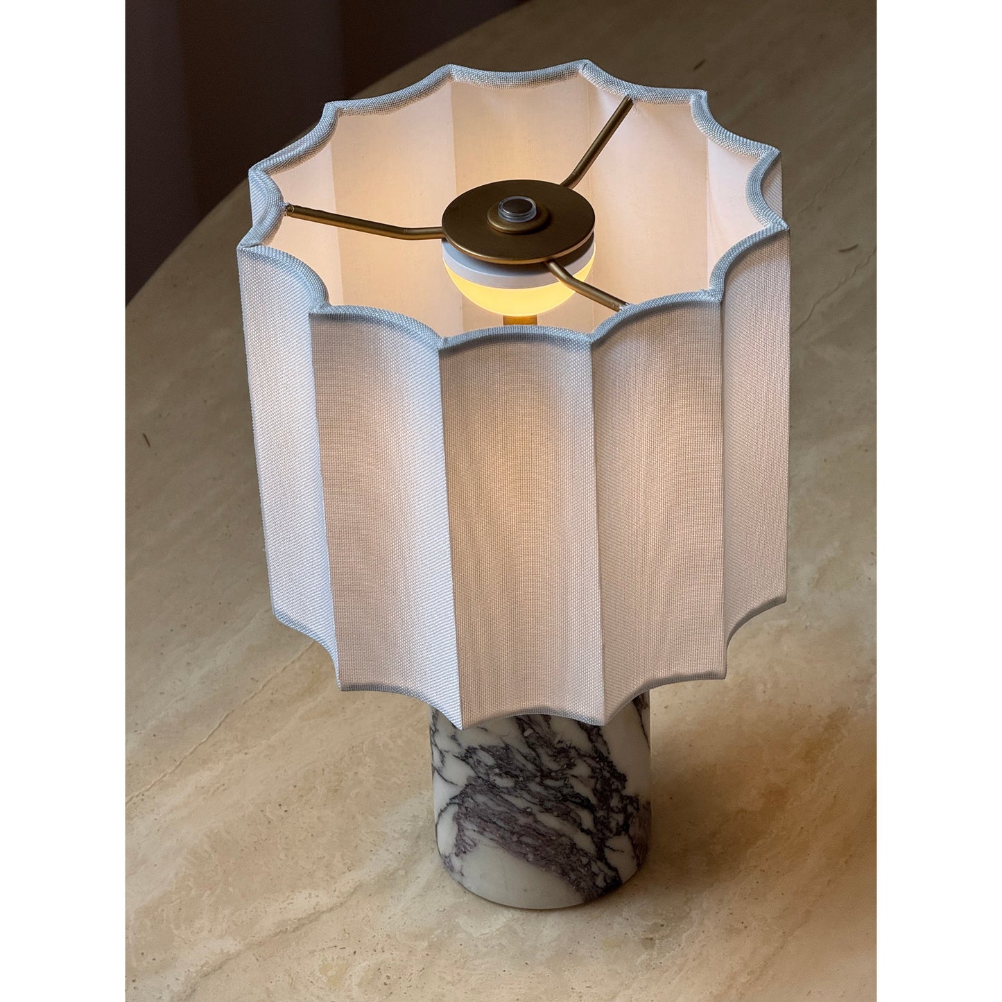 Valli Table Lamp (Built-in Battery)