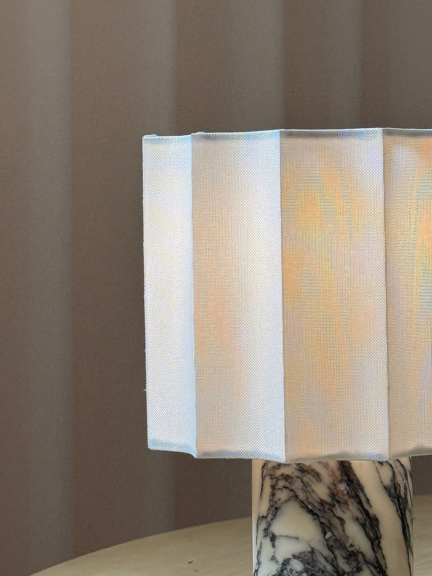 Valli Table Lamp (Built-in Battery)