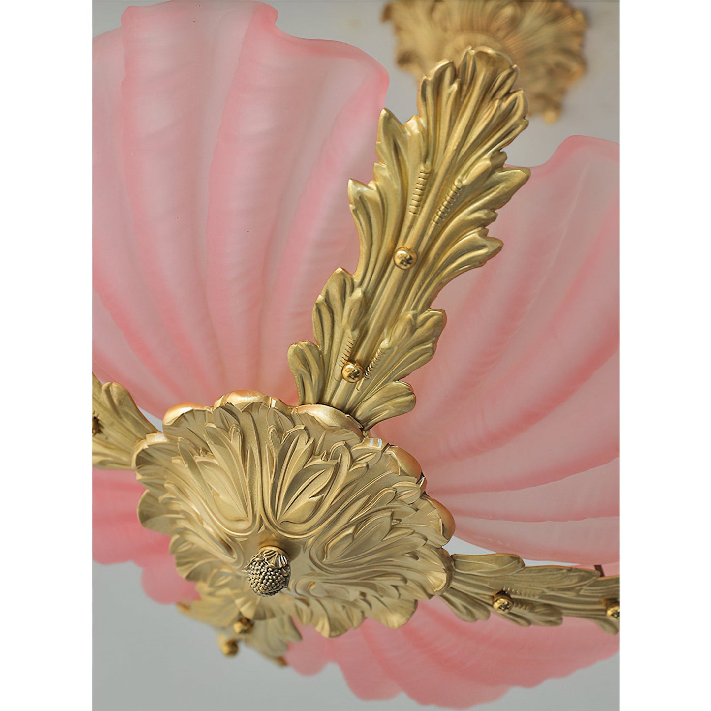 Velmira Shell Ceiling Lamp