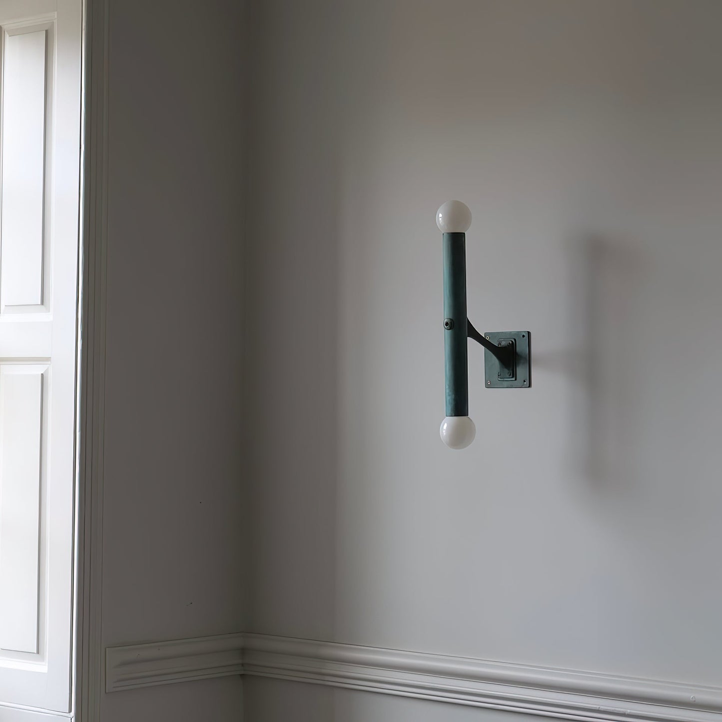 Caran Wall Lamp