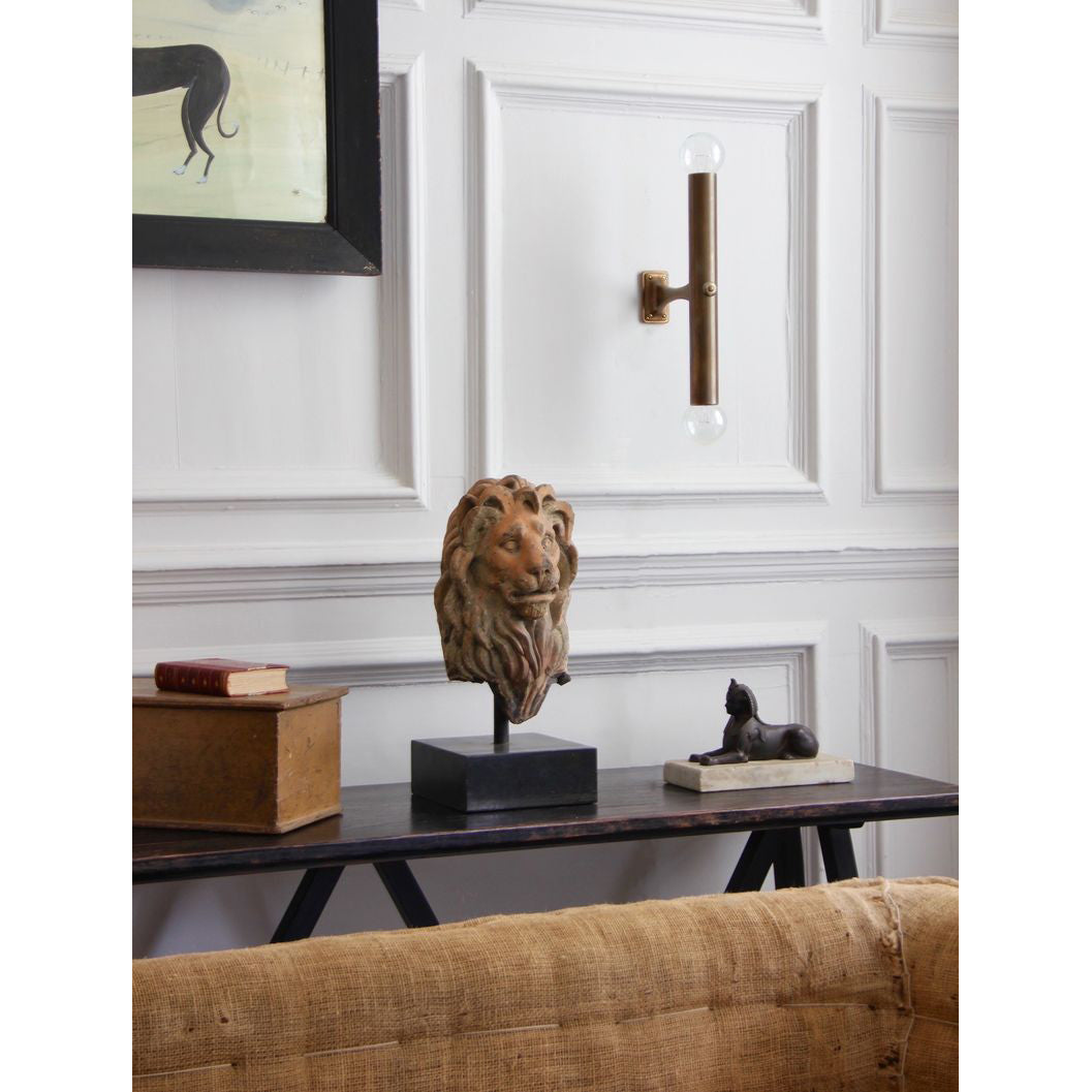 Caran Wall Lamp