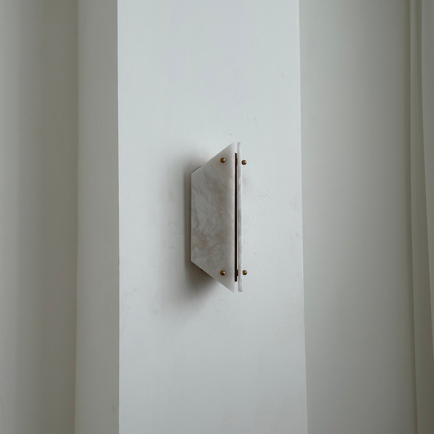 Vivien Stone Wall Lamp