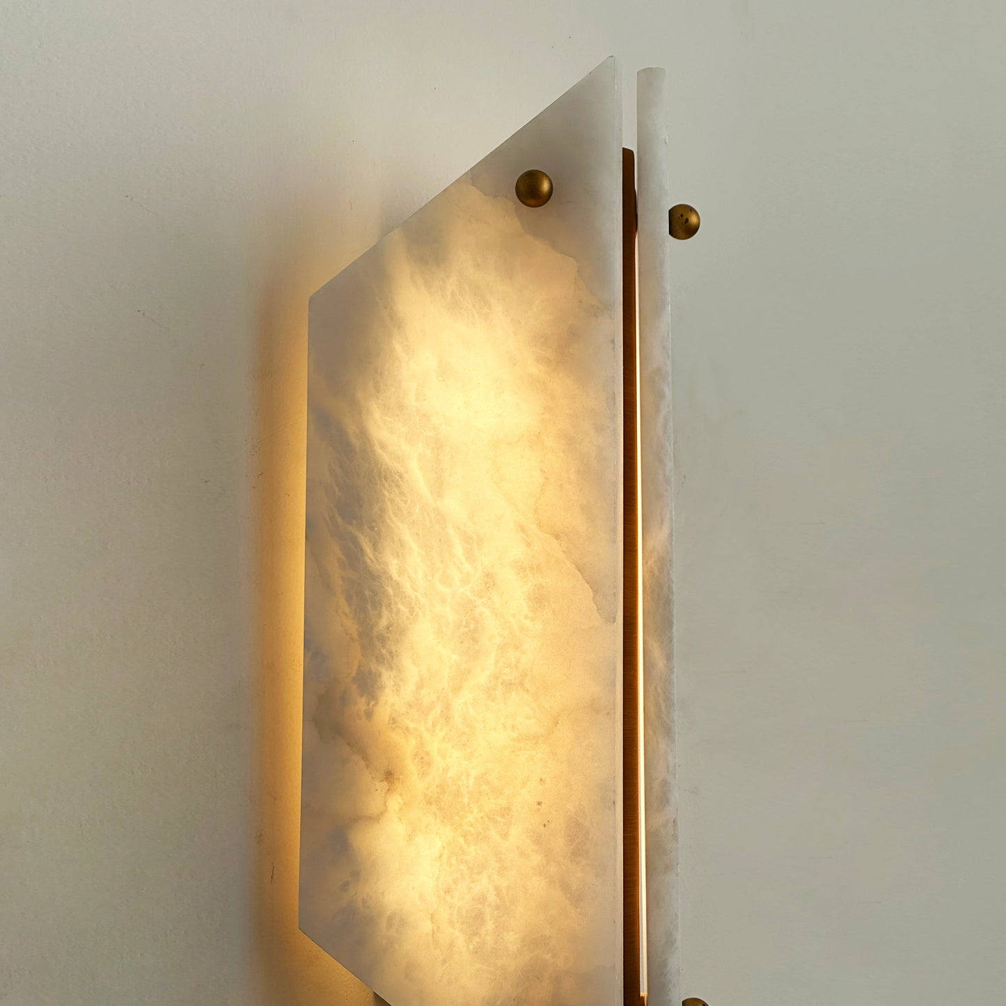 Vivien Stone Wall Lamp