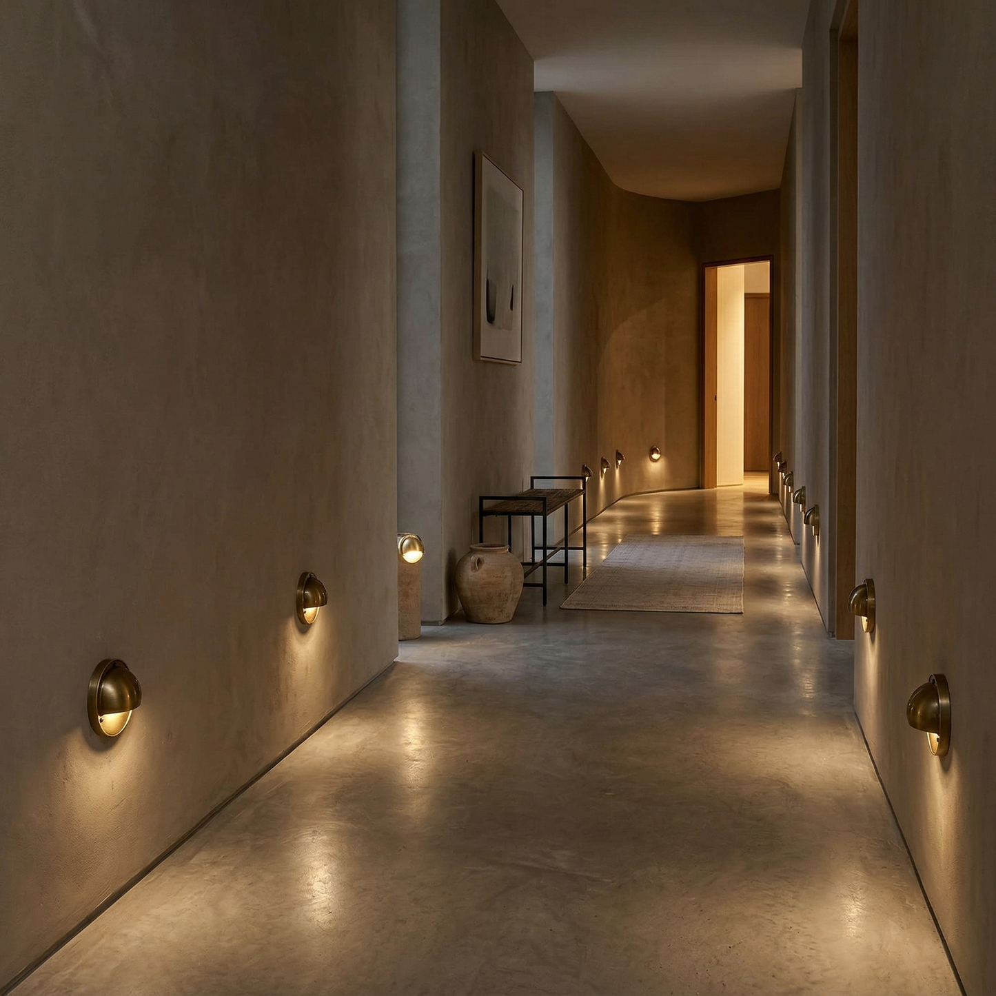 Lumis Wall Lamp