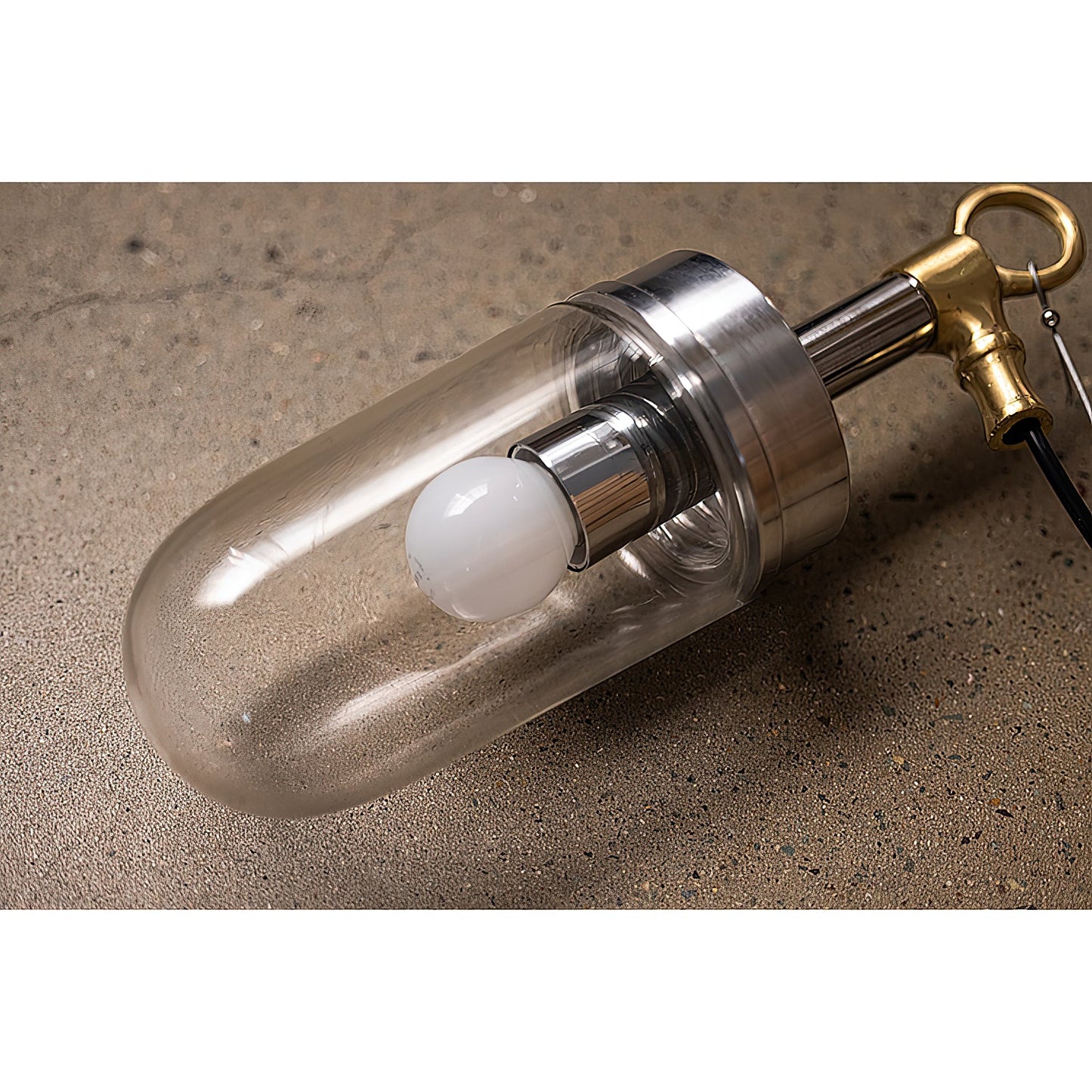 Well Glass Pendant Lamp