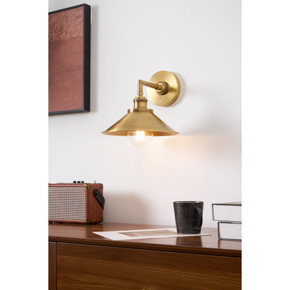 Pelyn Wall Lamp