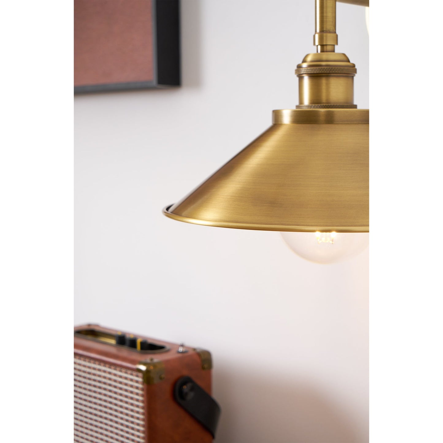 Pelyn Wall Lamp