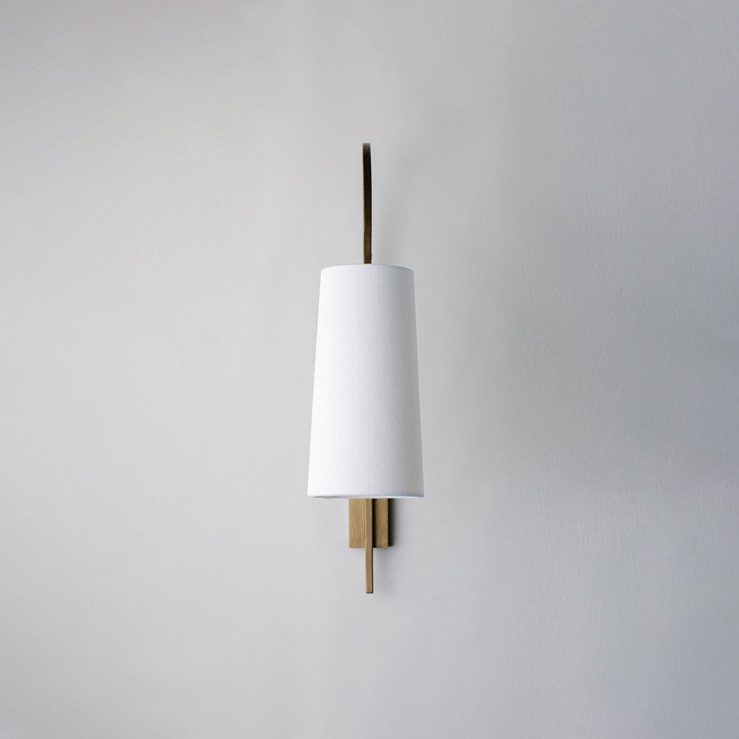 Caria Wall Lamp