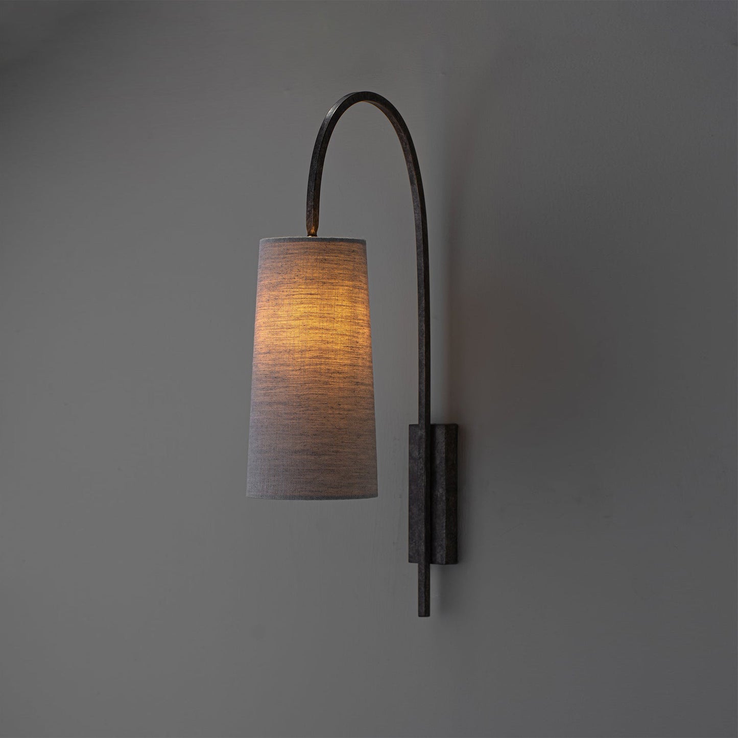 Caria Wall Lamp
