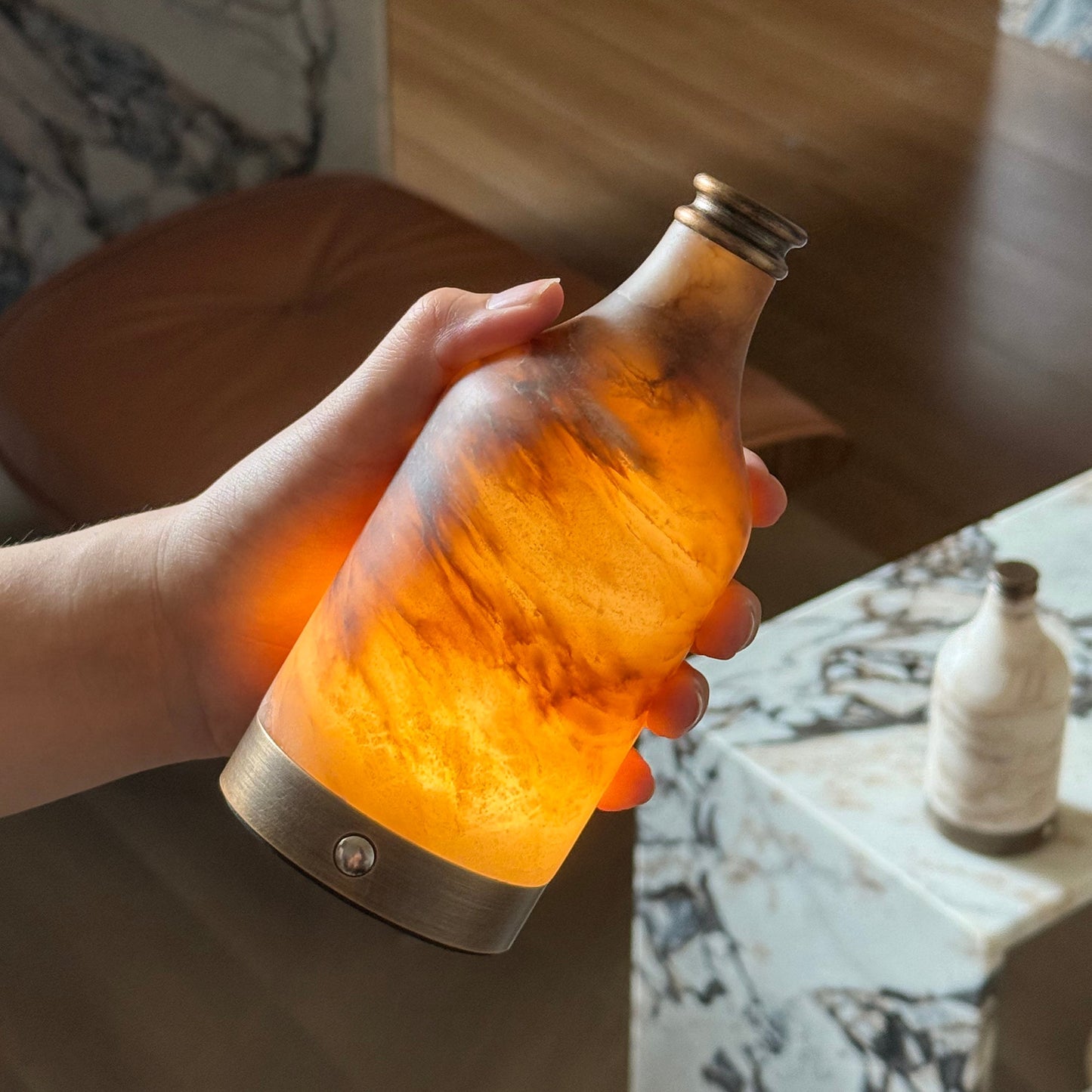 Wine Bottle Alabaster Table Lamp (Built-in Battery)