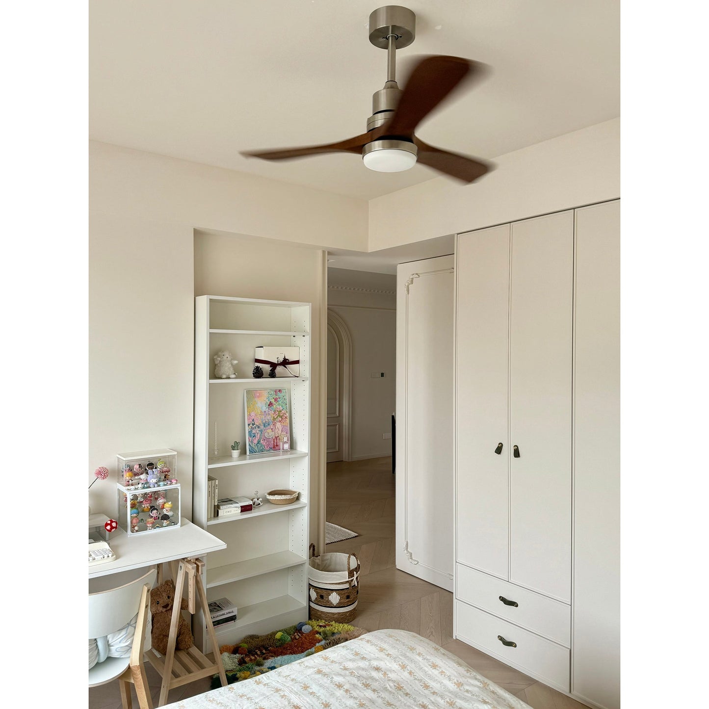 Zephyr Wooden Fan Ceiling Light