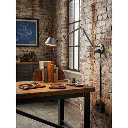 Dovora Rocker Arm Plug-in Sconce