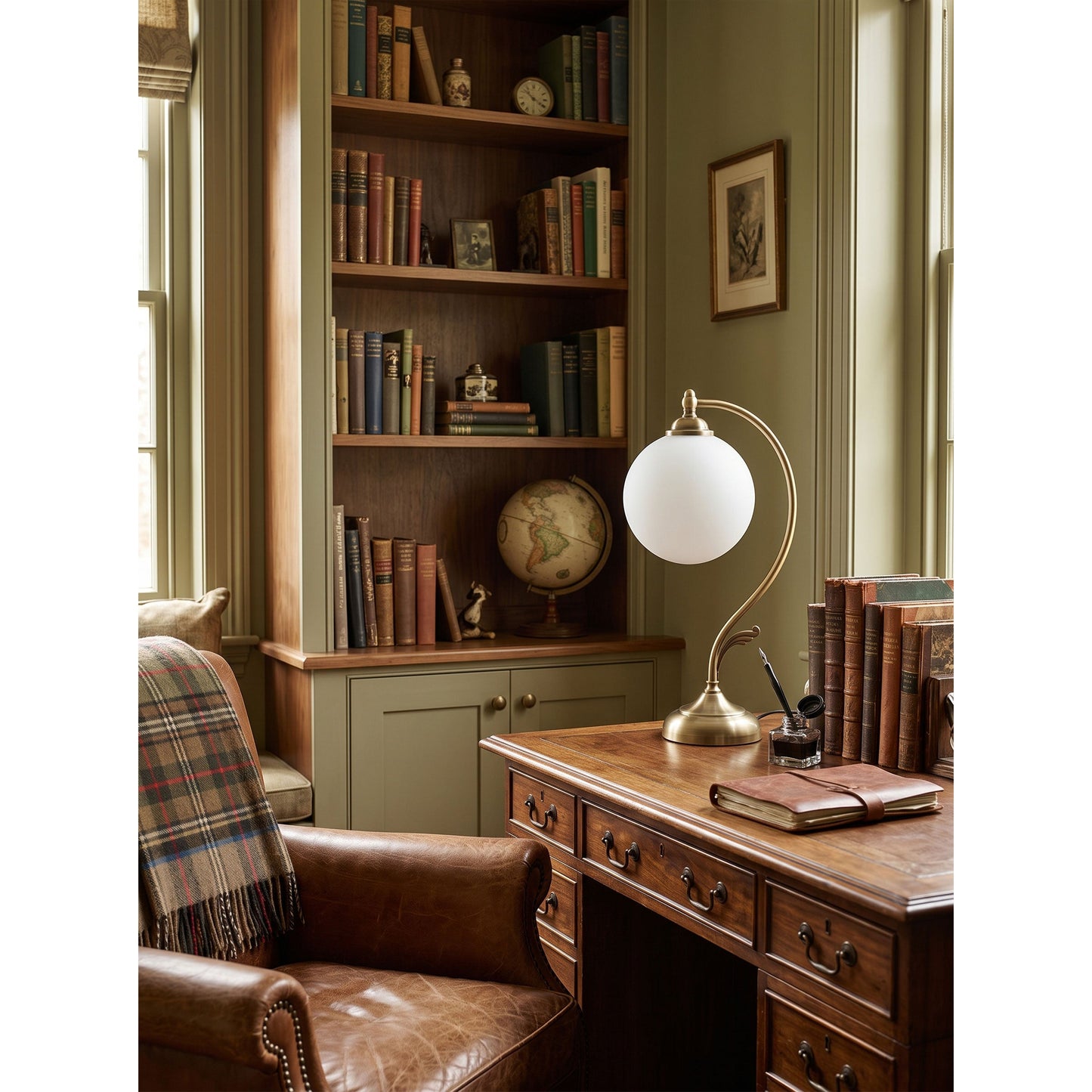 Everard Glass Table Lamp