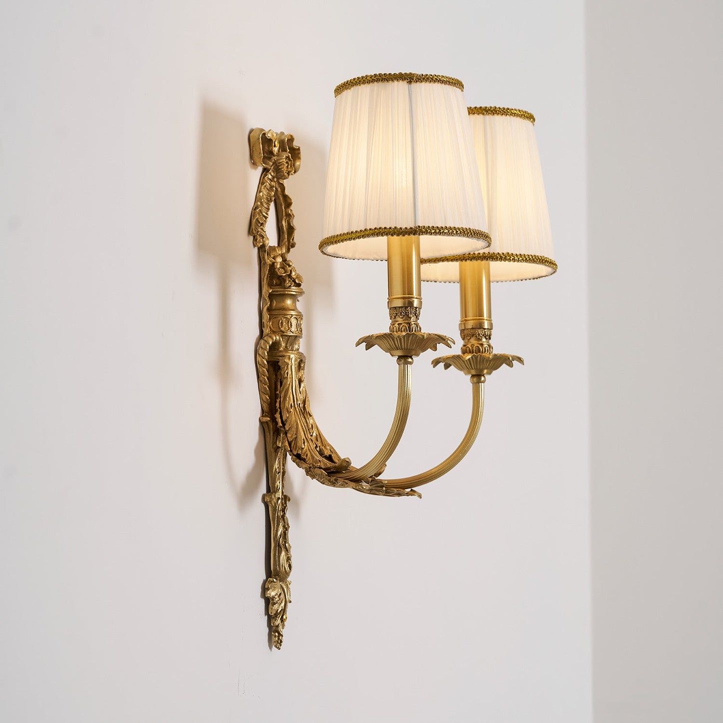 Florian Wall Lamp